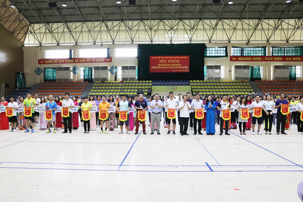 Nhân viên TPA tham gia hội khỏe công nhân viên chức huyện Thanh Trì